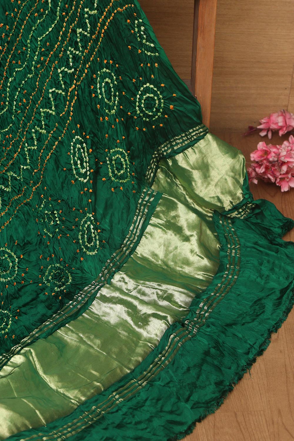 Green Bandhani Gajji Silk Dupatta - Elegant and Stylish - Luxurion World