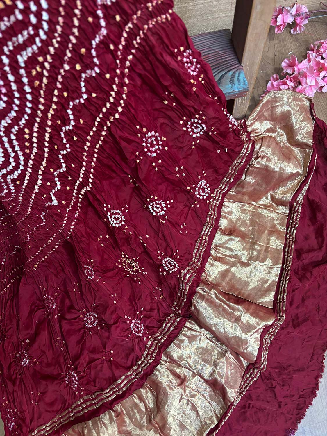 Maroon Bandhani Gajji Silk Dupatta - Elegant Ethnic Wear - Luxurion World