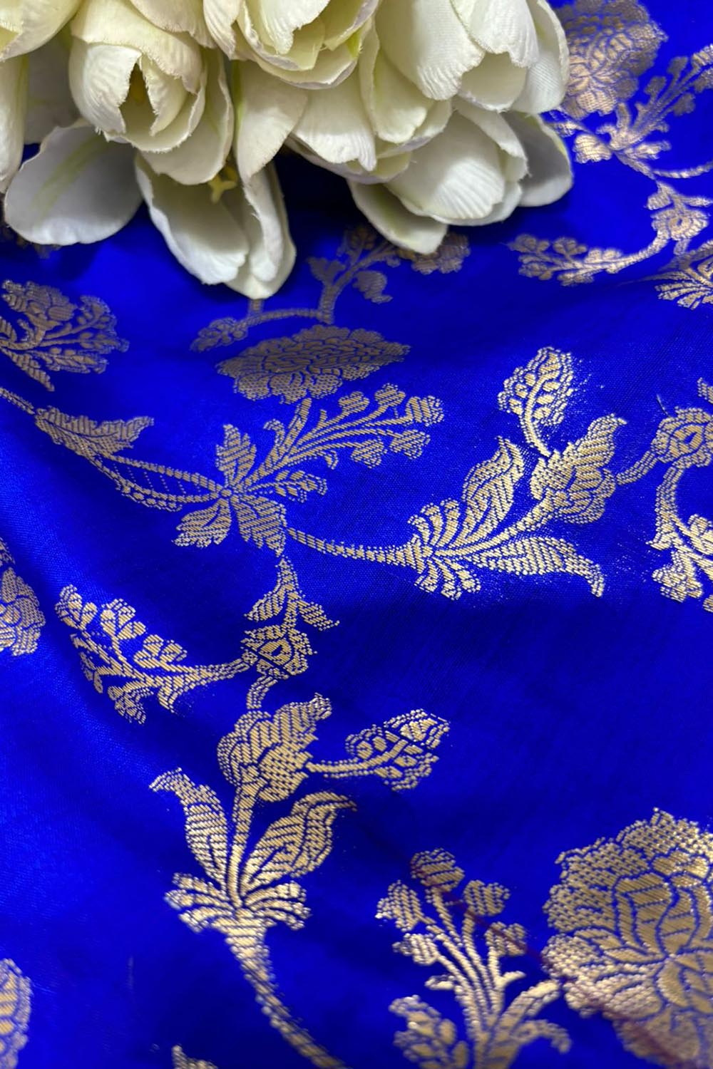 Elegant Blue Banarasi Handloom Chiniya Silk Fabric ( 2.5 Mtr ) - Luxurion World