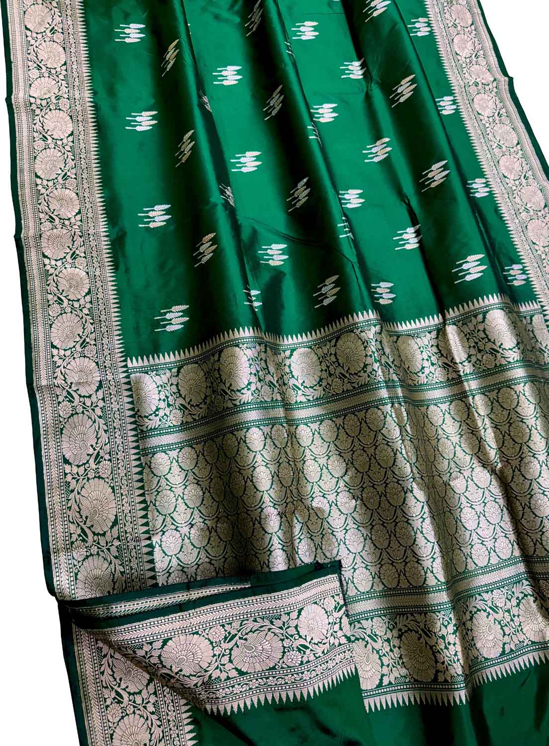 Exquisite Green Banarasi Handloom Silk Saree - Luxurion World