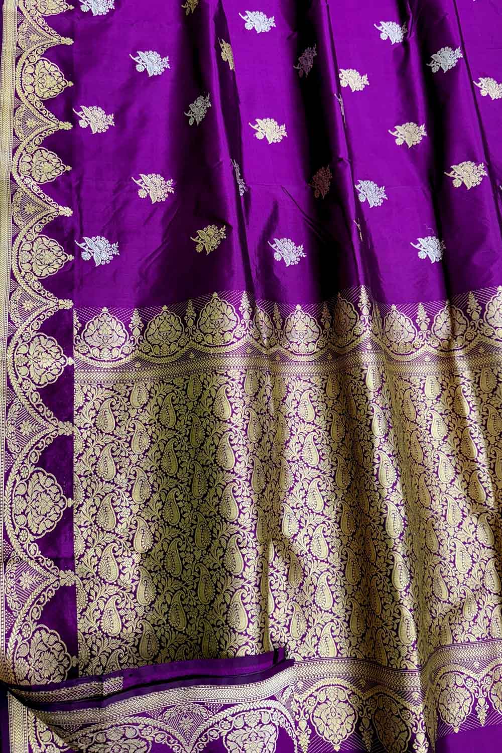 Elegant Purple Banarasi Silk Saree - Luxurion World