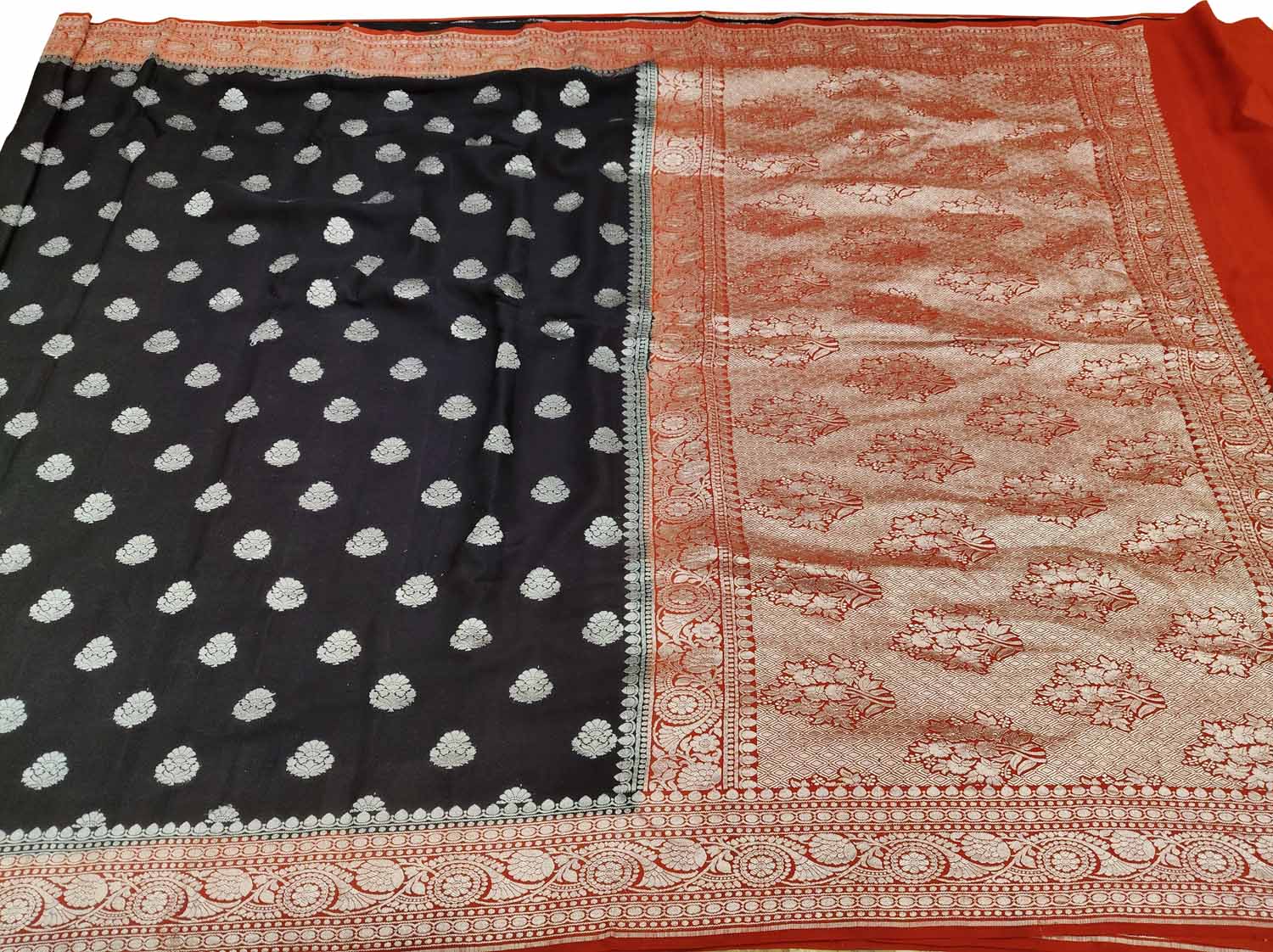 Elegant Black Banarasi Crepe Silk Saree - Luxurion World