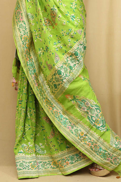 Elegant Green Banarasi Georgette Meenakari Saree - Luxurion World