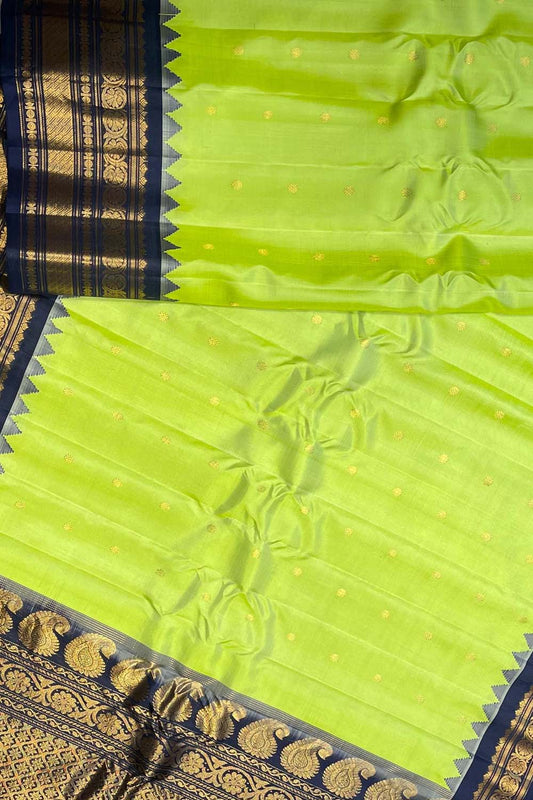 Exquisite Green Gadwal Handloom Silk Saree - Luxurion World