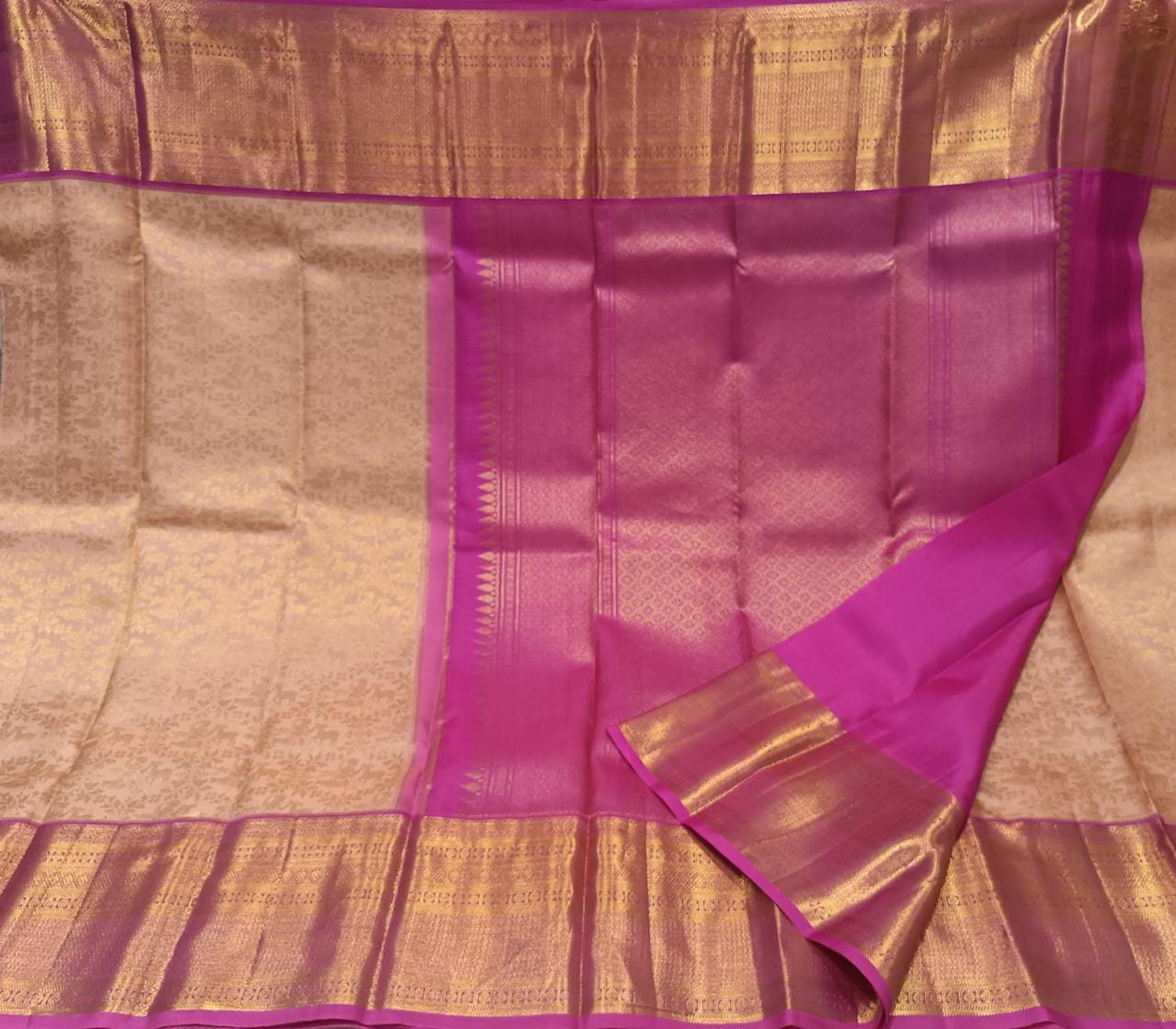 Buy Scarlet Red Kanjivaram Saree online-Karagiri