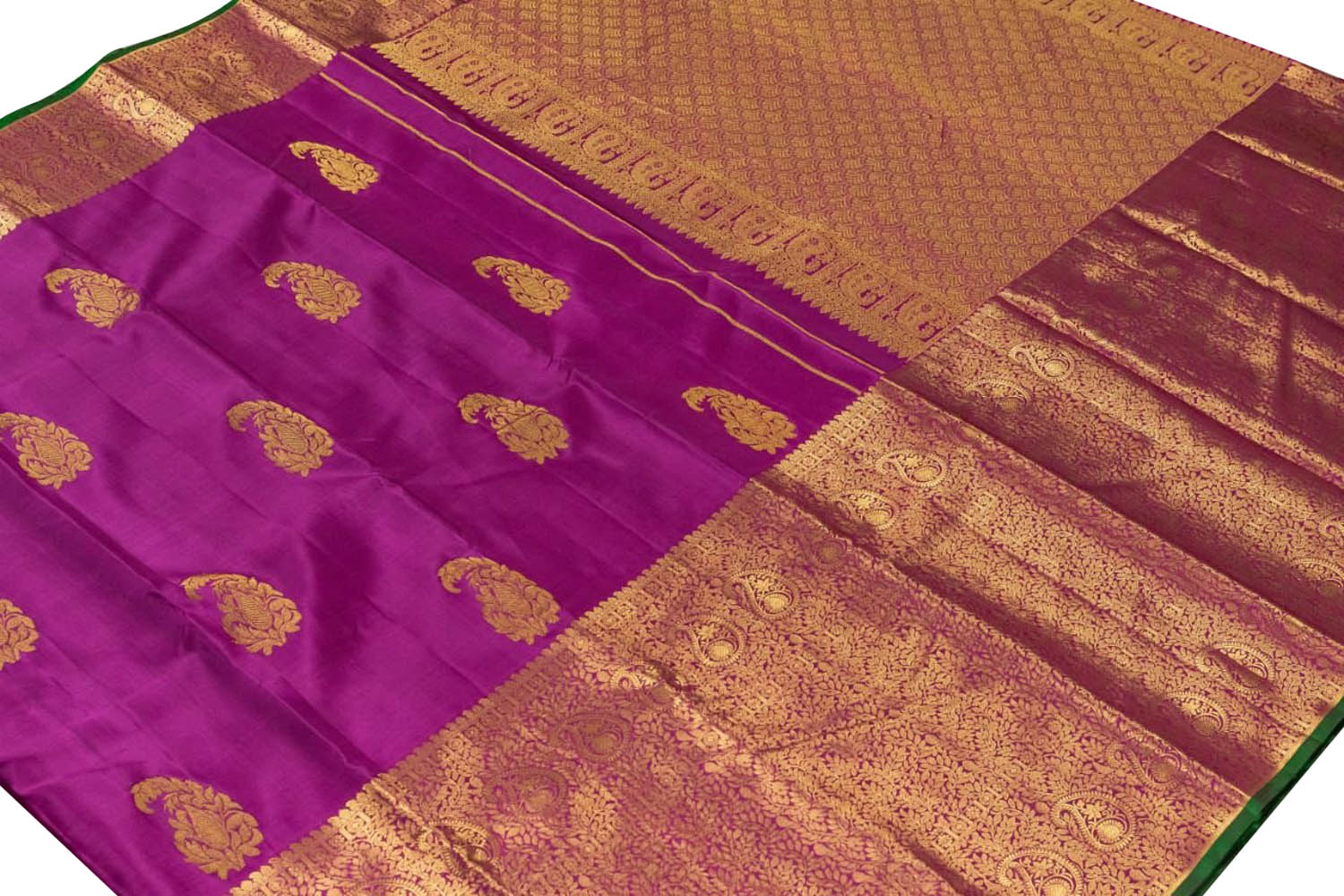 Exquisite Pink Kanjeevaram Silk Saree - Handloom Beauty - Luxurion World