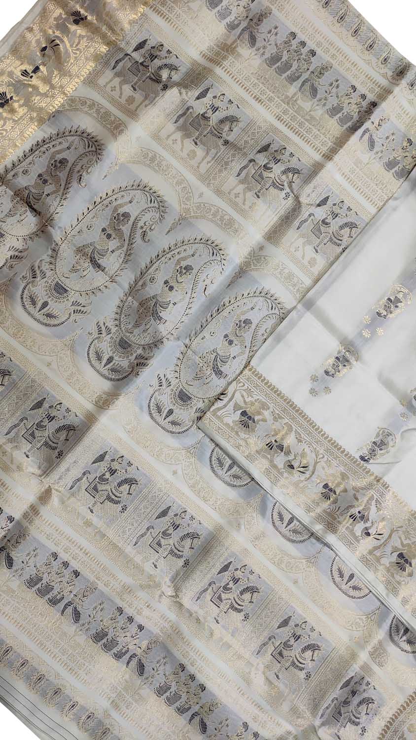 Exquisite Off White Swarnachari Handloom Silk Saree - Luxurion World