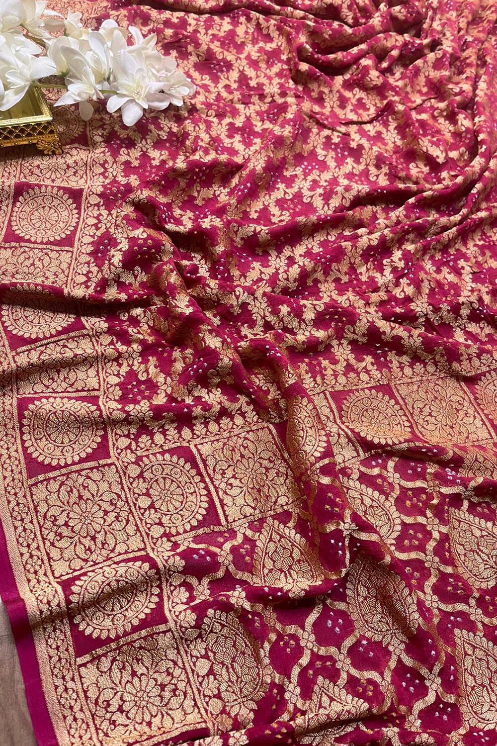 Handwoven Banarasi Bandhani Saree with Meenakari work – Banarasi threads