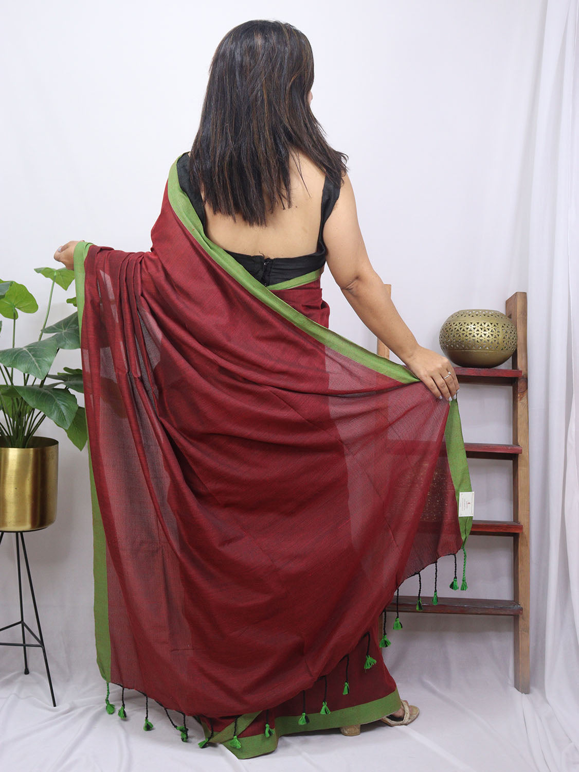 Cross Designer Pattern Style Saree : A Perfect Office Wear Collections –  Moolchand Mill Pvt Ltd