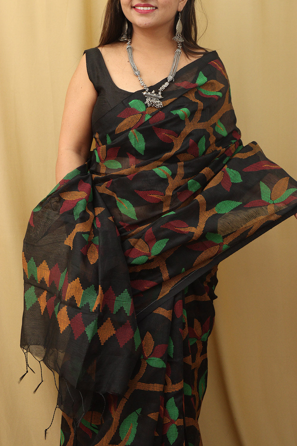 Green Ikkat Tussar Silk Saree | A042802483 – Priyadarshini Handloom