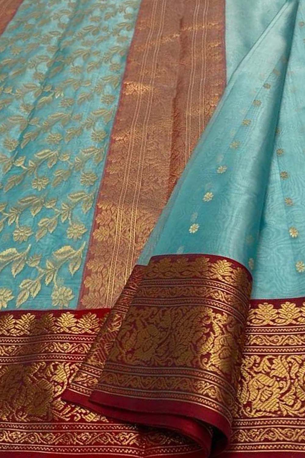 Shop the Green Chanderi Handloom Pure Katan Silk Saree - Elegant & Ethereal  – Luxurion World