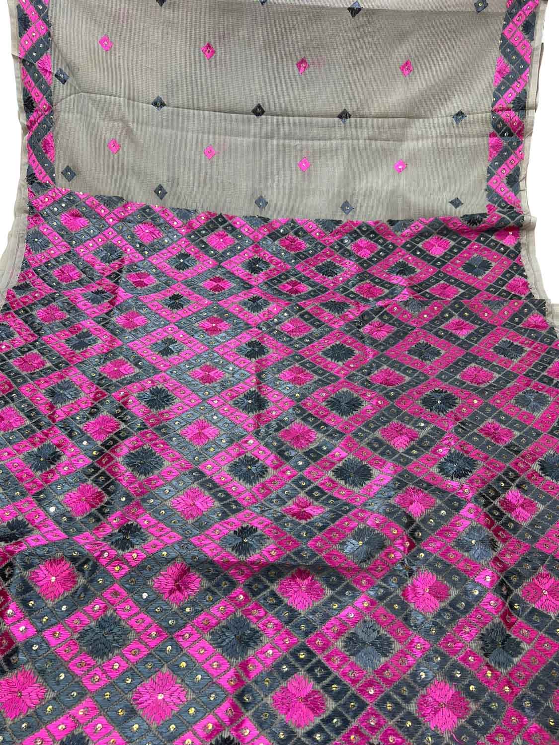 Buy Phulkari Hand Embroidery Silk Cotton Saree Online at iTokri.com –  iTokri आई.टोकरी
