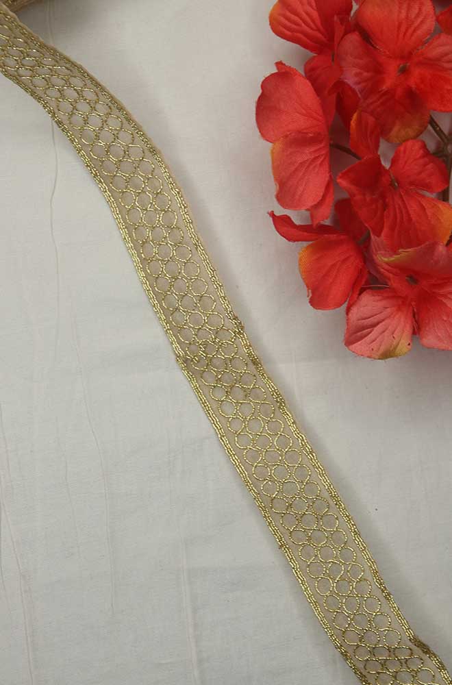 Golden Fancy Lace - Elevate your traditional outfits with elegance and class (7 mtr) - Luxurion World