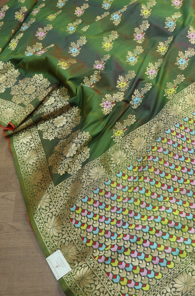Buy Green Sheen Banarasi Katan Silk Saree - House Of Elegance – House Of  Elegance - Style That Inspires
