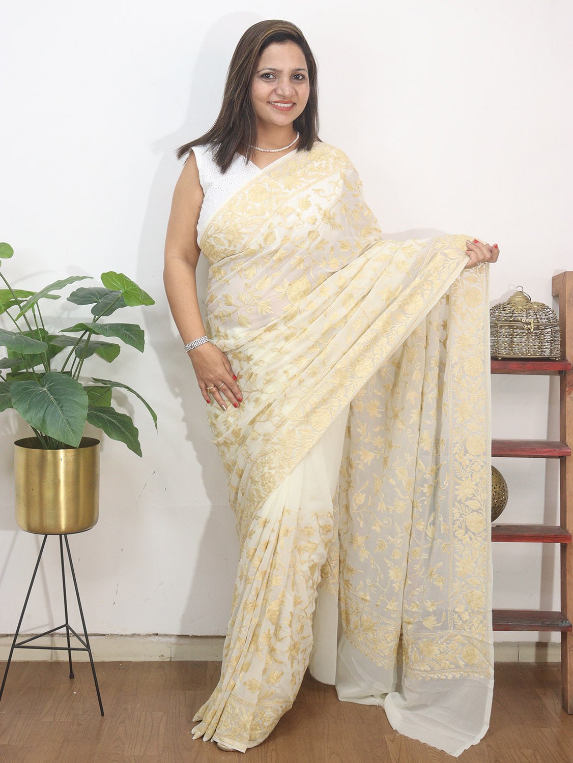 White Saree Online Shopping