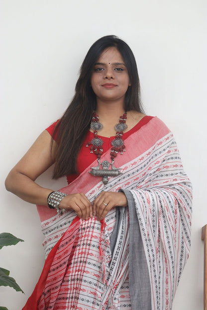 Off White Handloom Bengal Cotton Saree - Luxurion World