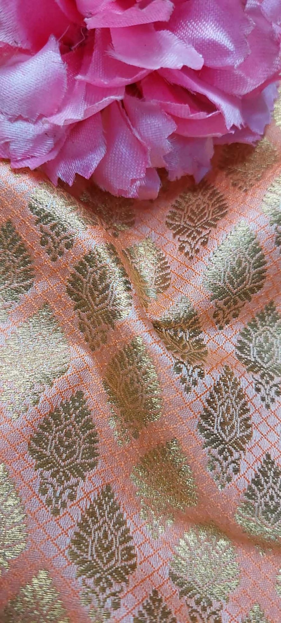 Pink Banarasi Silk Fabric ( 1 Mtr ) - Luxurion World