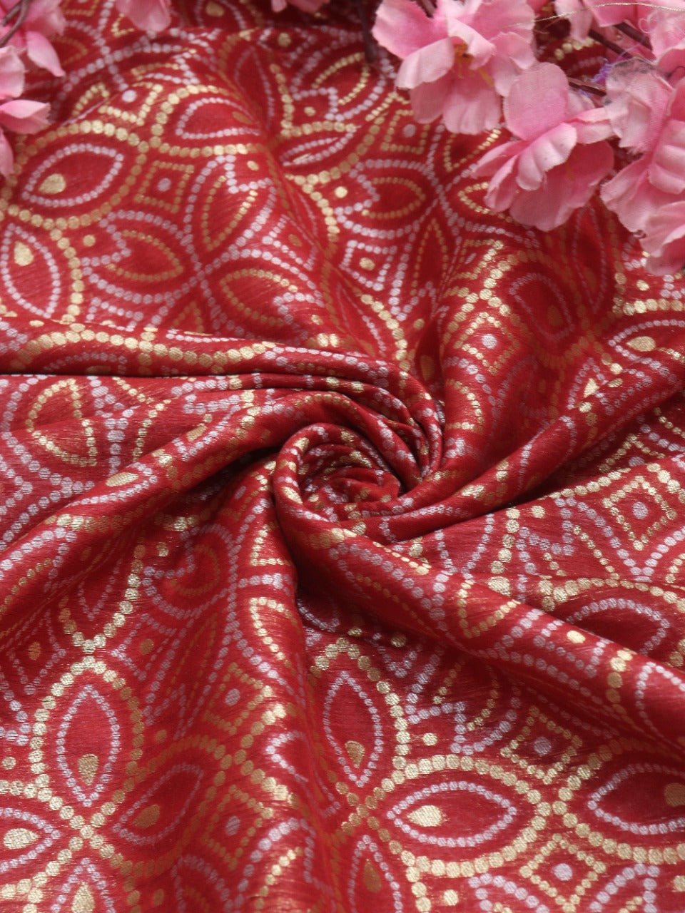 Red Banarasi Silk Fabric (0.5 Mtr) - Luxurion World