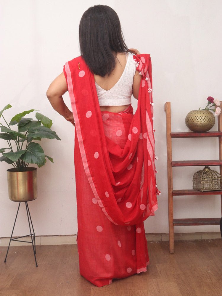 Black & Red Printed Saree – Amoli Clothing