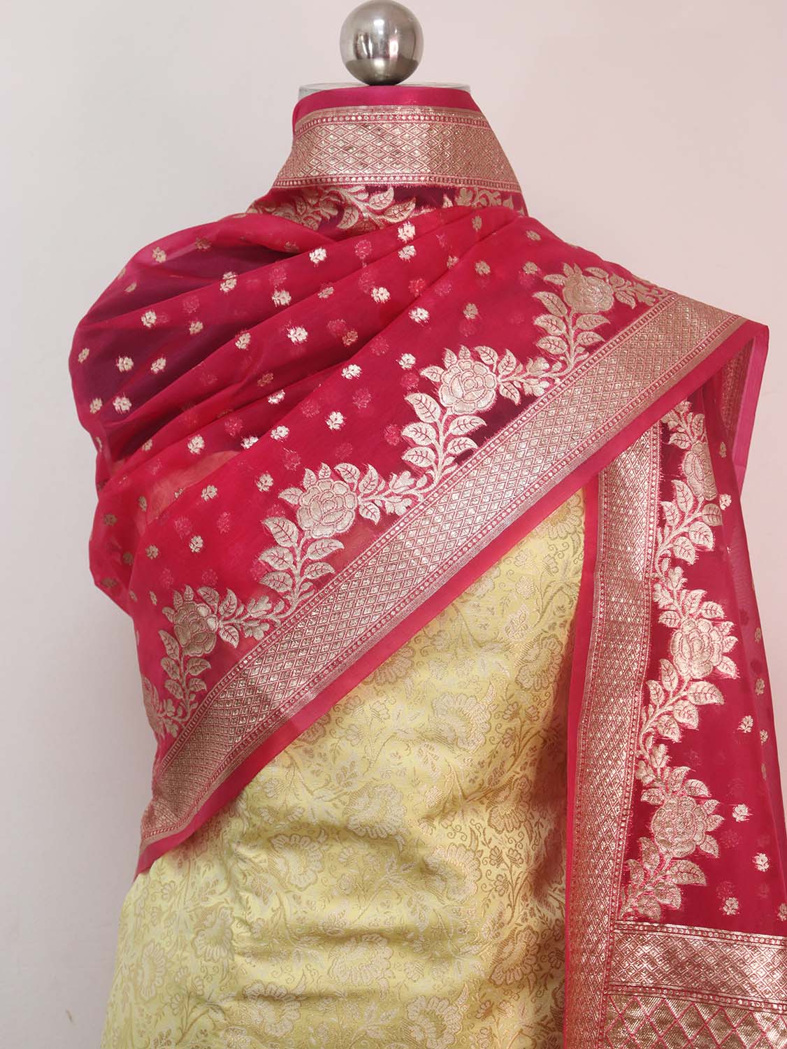 Stylish Banarasi Silk Dupatta