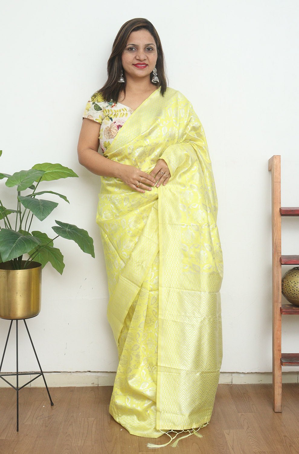 Yellow Color Party Wear Heavy Banarasi Silk Saree With Double Blouse –  fashionnaari